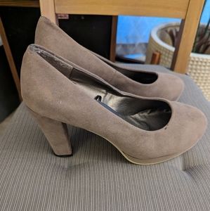 Beige 3" suede heels
